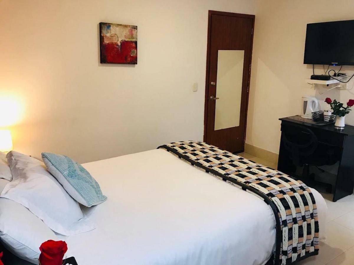 Casa Prada Bed & Breakfast Bogotá Dış mekan fotoğraf